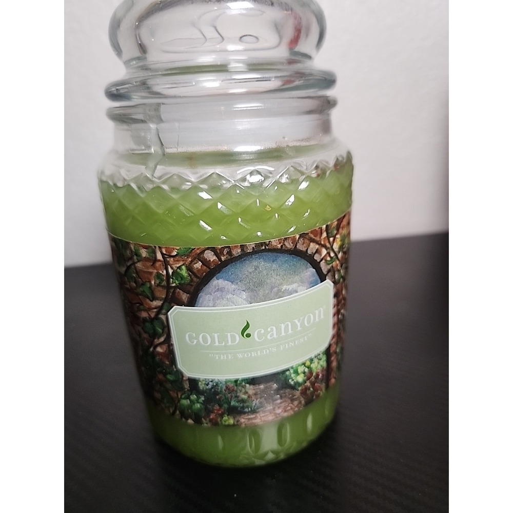 New Gold Canyon Candle Large 26 oz "Cobblestone & Ivy Path" Rare OOP